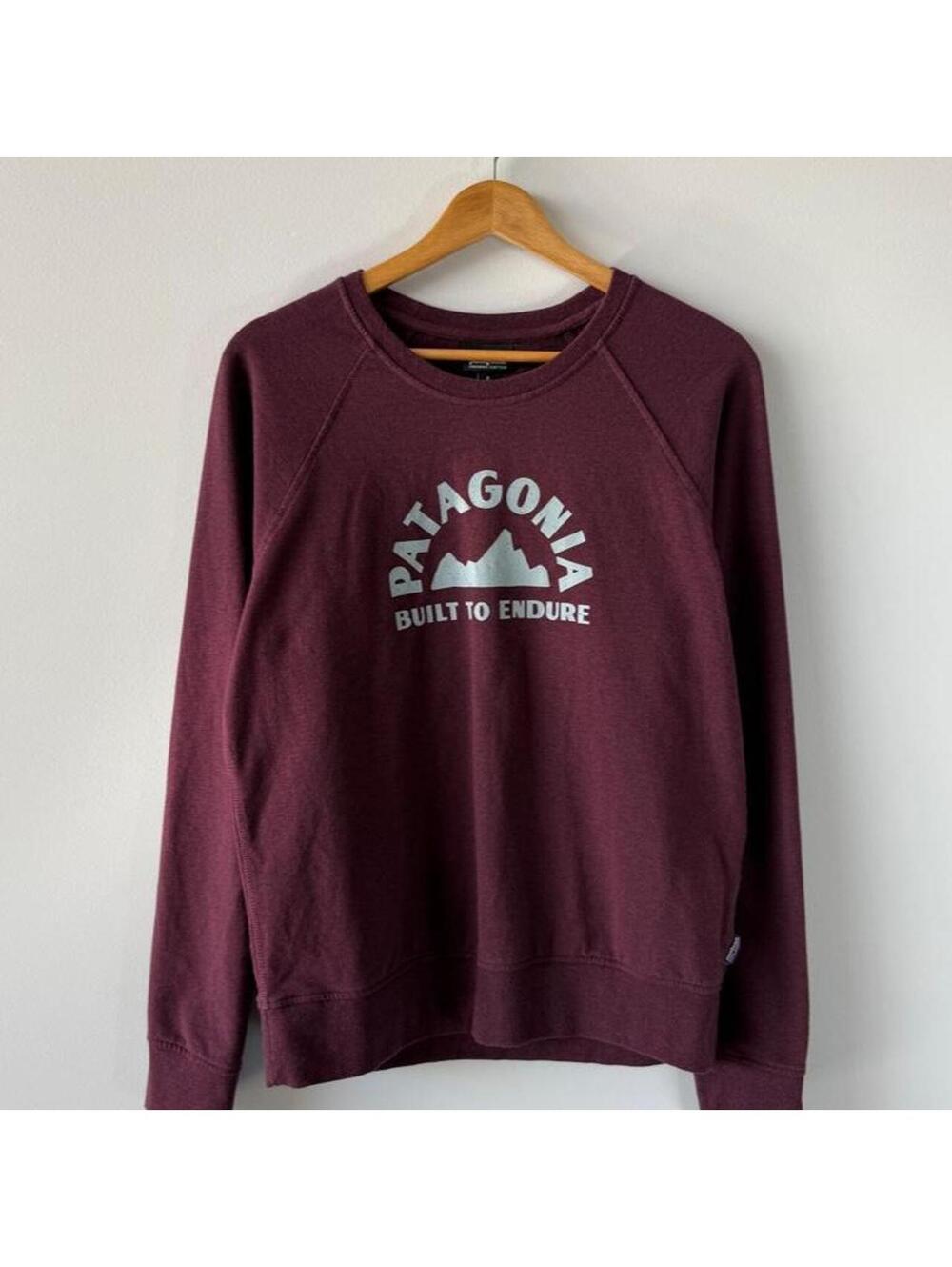 Patagonia maroon crewneck sweatshirt (1080)